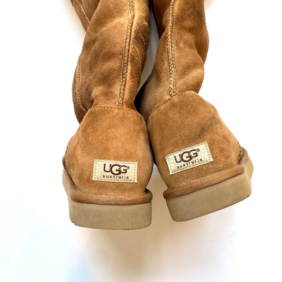 UGG Bailey Button Over The Knee Tall Chestnut Shearling Boots SIZE 10 Uggs! - Picture 2 of 6